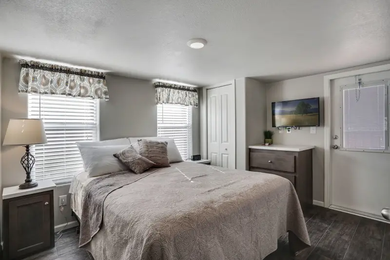 Desert vista apdv1531 bedroom home features