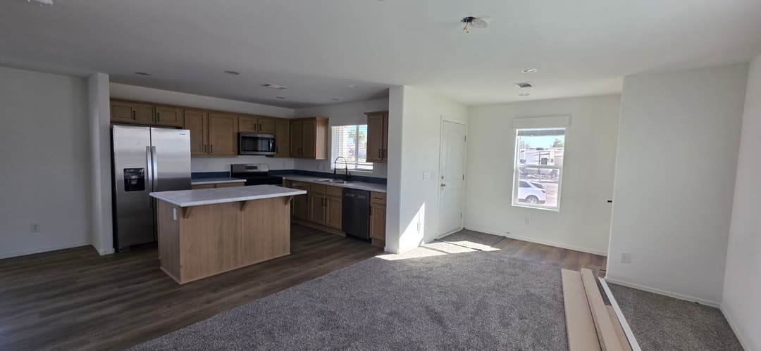 Limited series 24604a interior home features