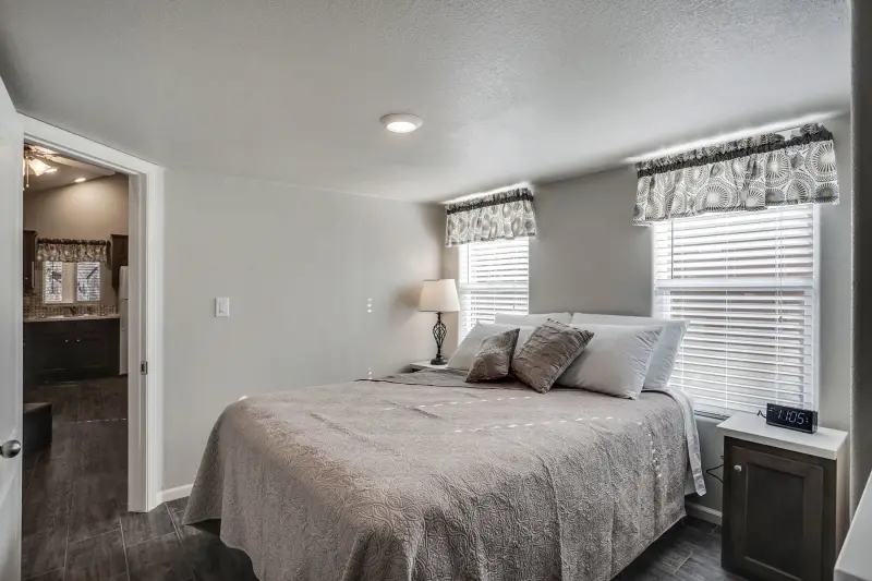 Desert vista apdv1531 bedroom home features