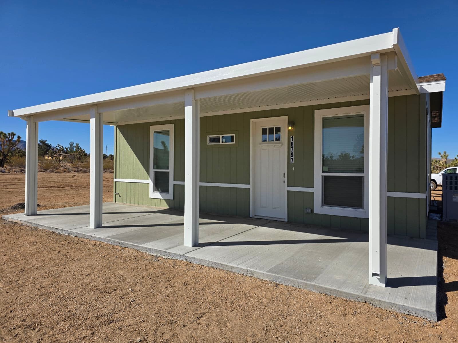 Edge 20302a exterior home features