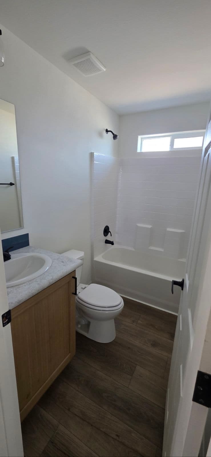 Limited series 24604a bathroom home features