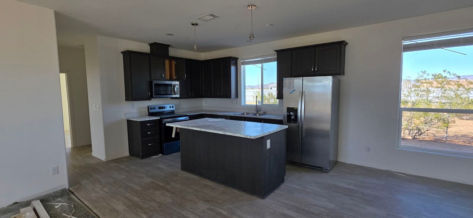 Liberty 28563a kitchen home features