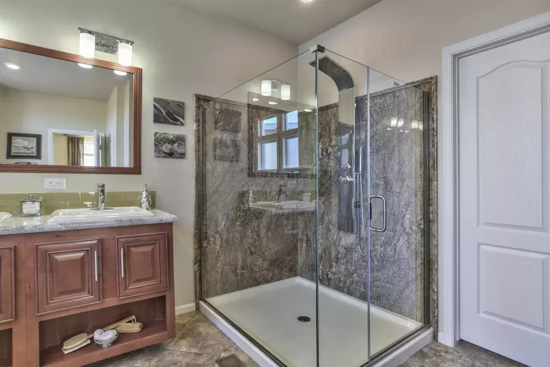 American freedom 2860cd  bathroom home features