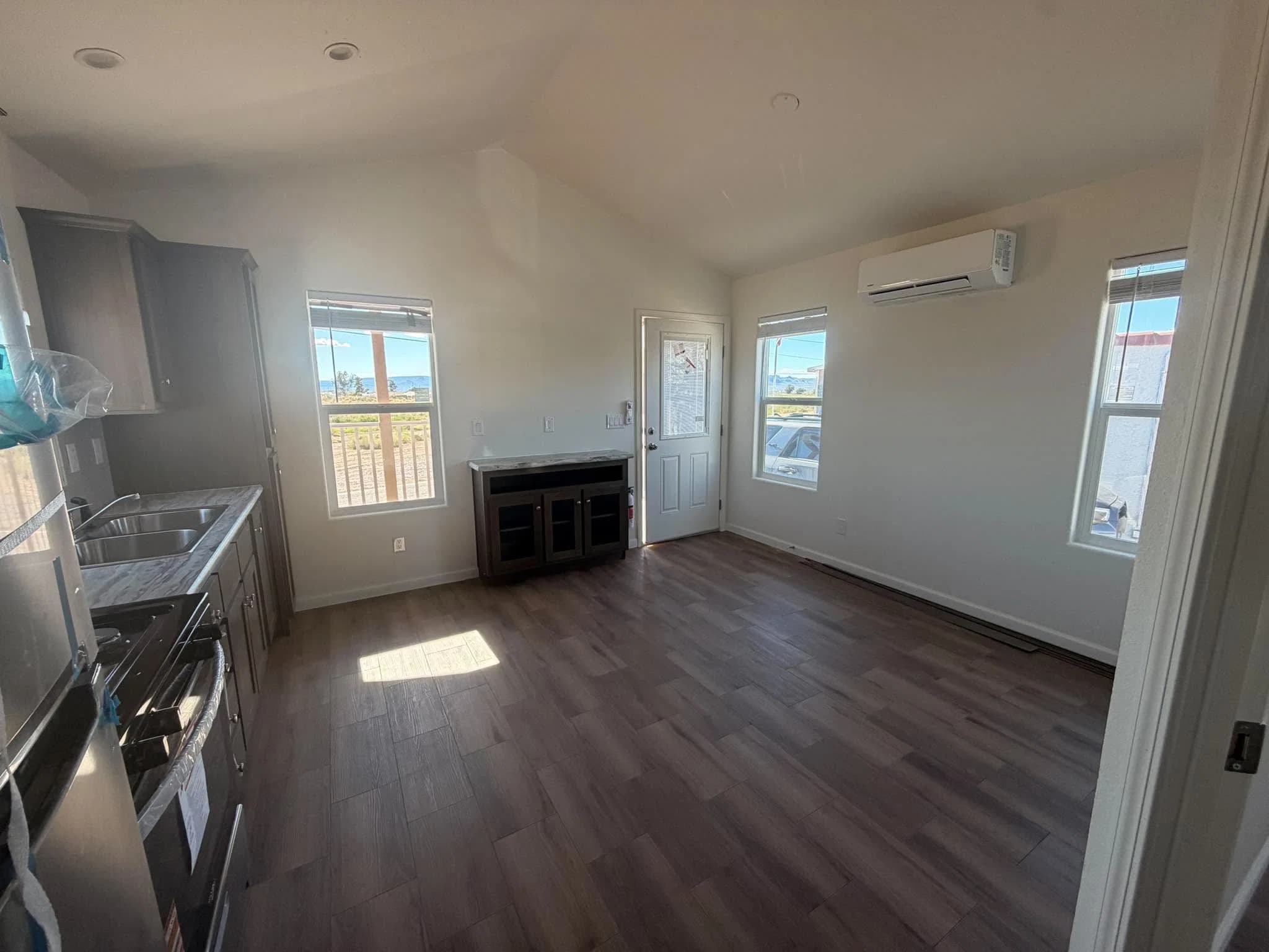 Sonoran 522ab interior home features