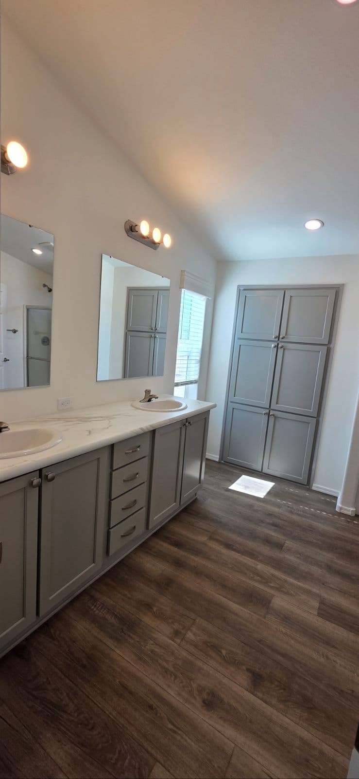 Sierra value 28664a bathroom home features