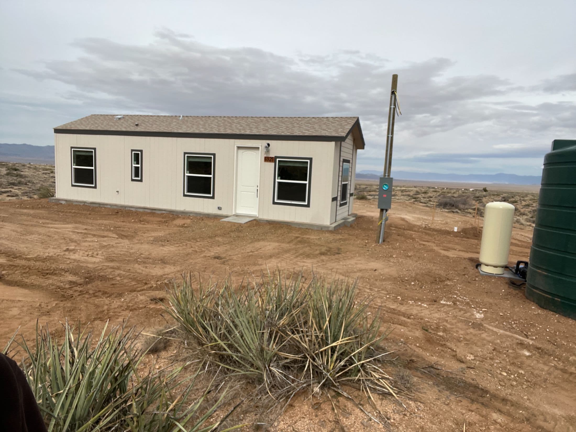 Economy plus 14401a exterior home features