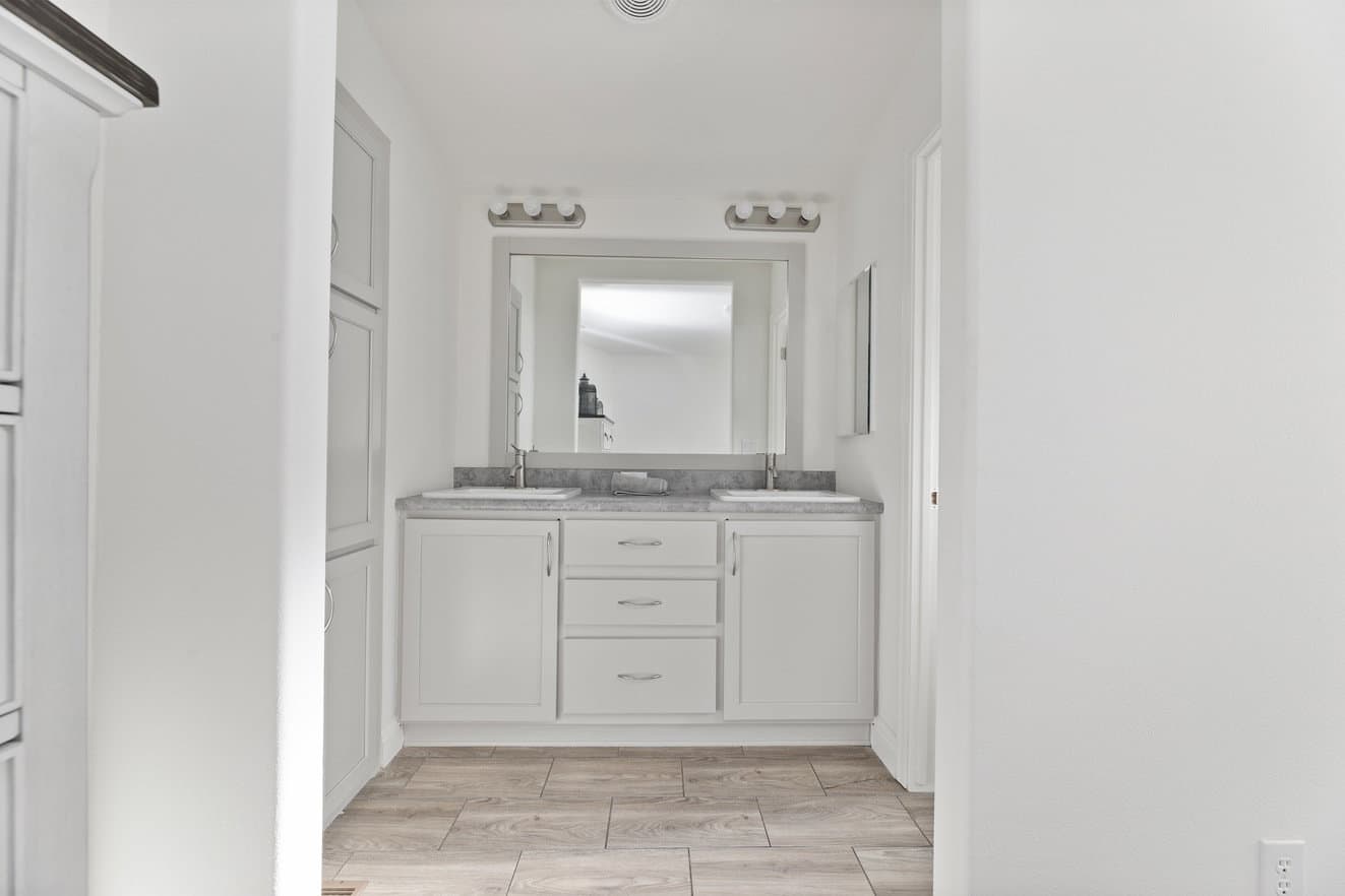 Sedona ridge 24442a interior home features