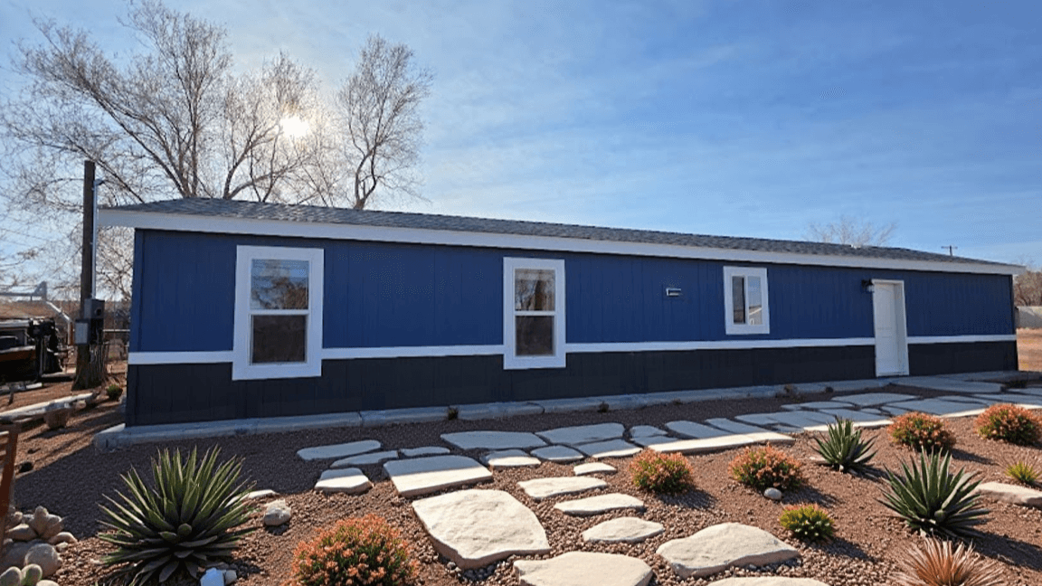 Liberty 16603a exterior home features
