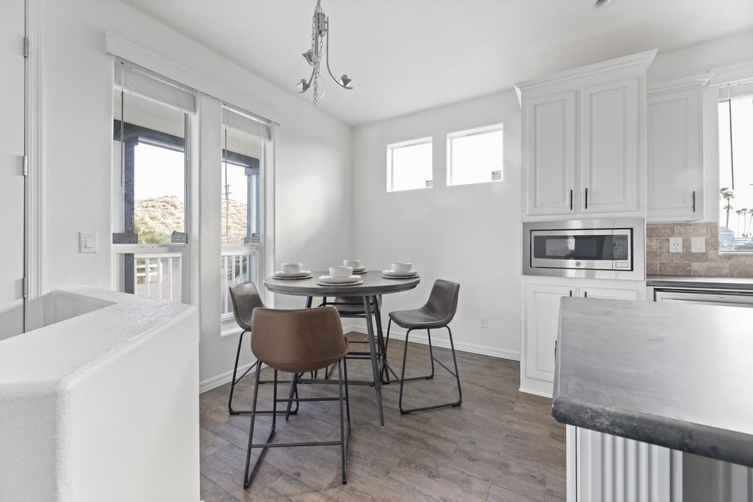 Pacifica  interior home features
