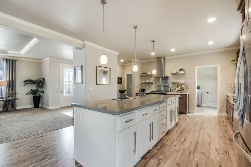 American freedom 3276r kitchen home features