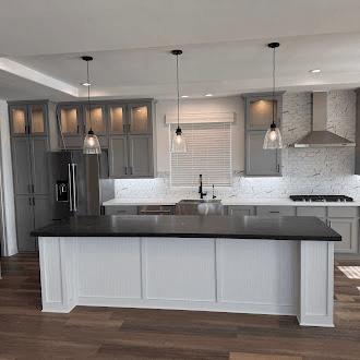 Catalina 2860d kitchen home features