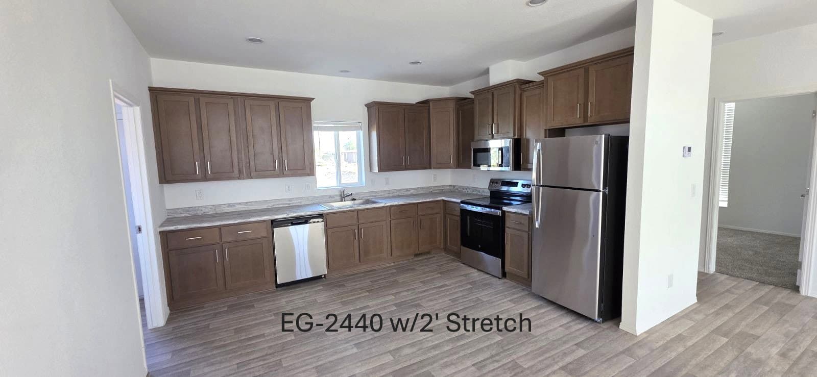 Edge 24402b kitchen home features