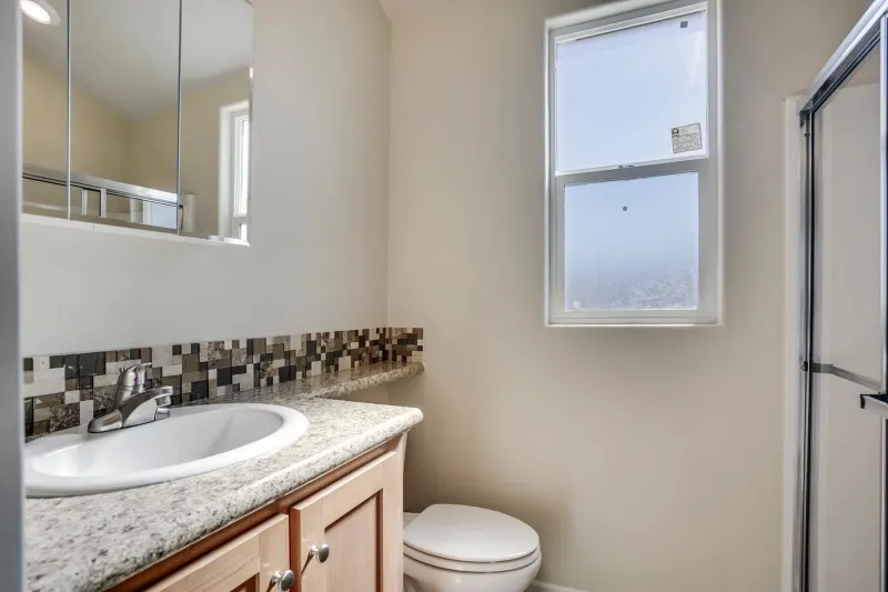 Desert vista apdv207 bathroom home features