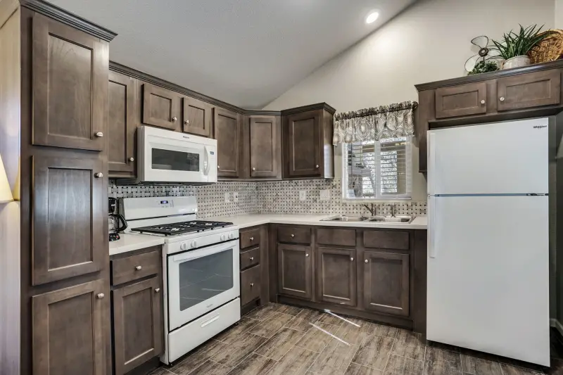 Desert vista apdv1531 kitchen home features