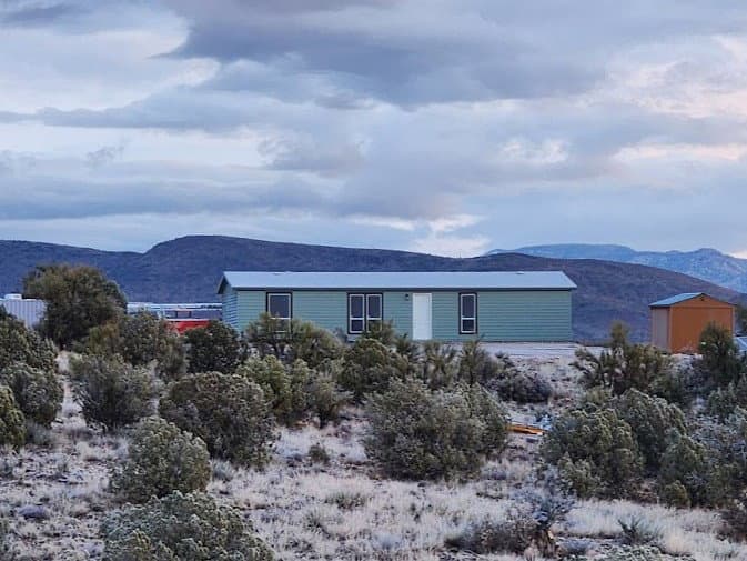 Liberty 28604a exterior home features