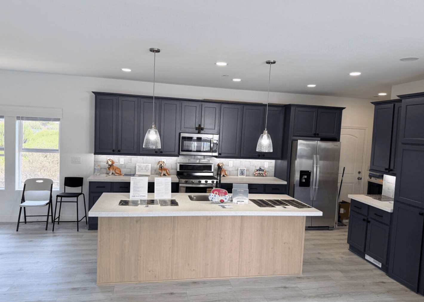 Rise 28583r kitchen home features