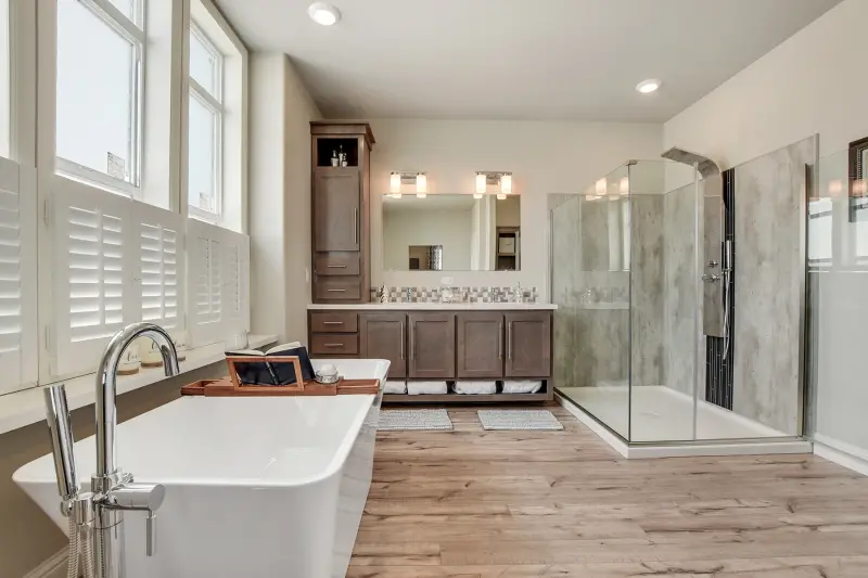 American freedom 3276r bathroom home features