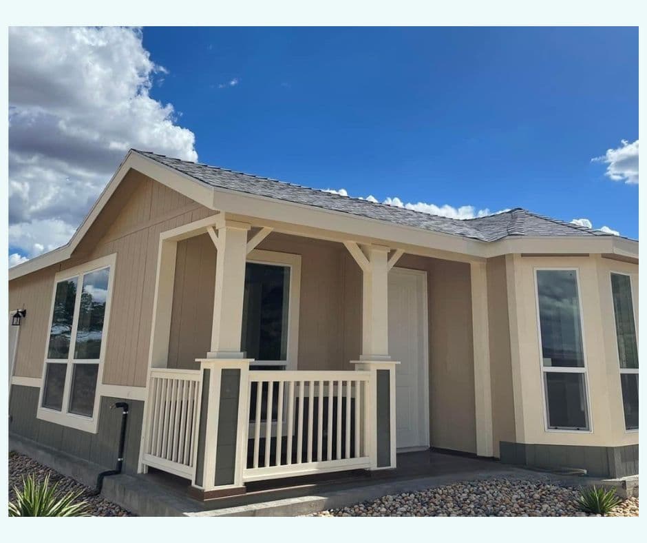 Catalina 2860d exterior home features