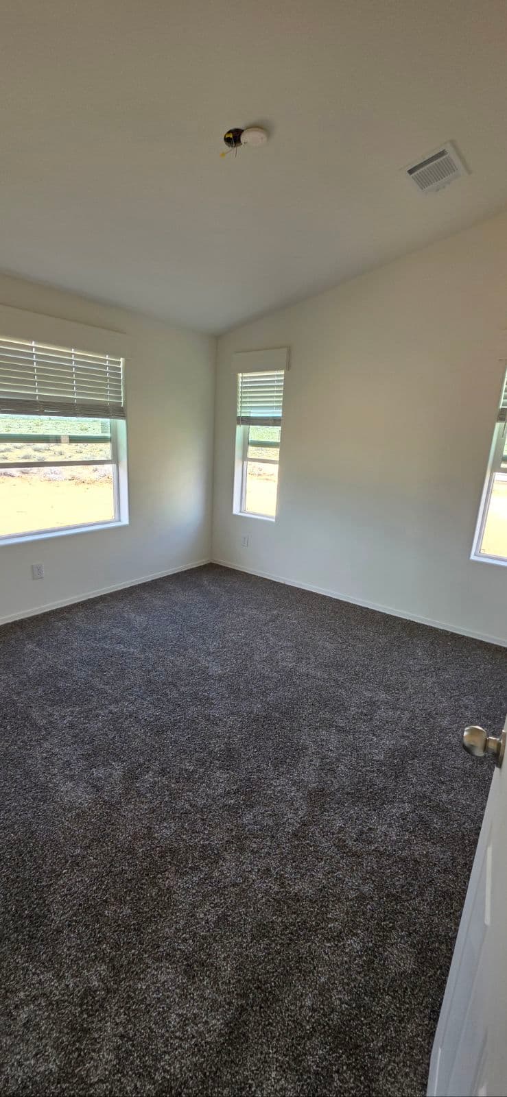 Sierra value 24403b bedroom home features