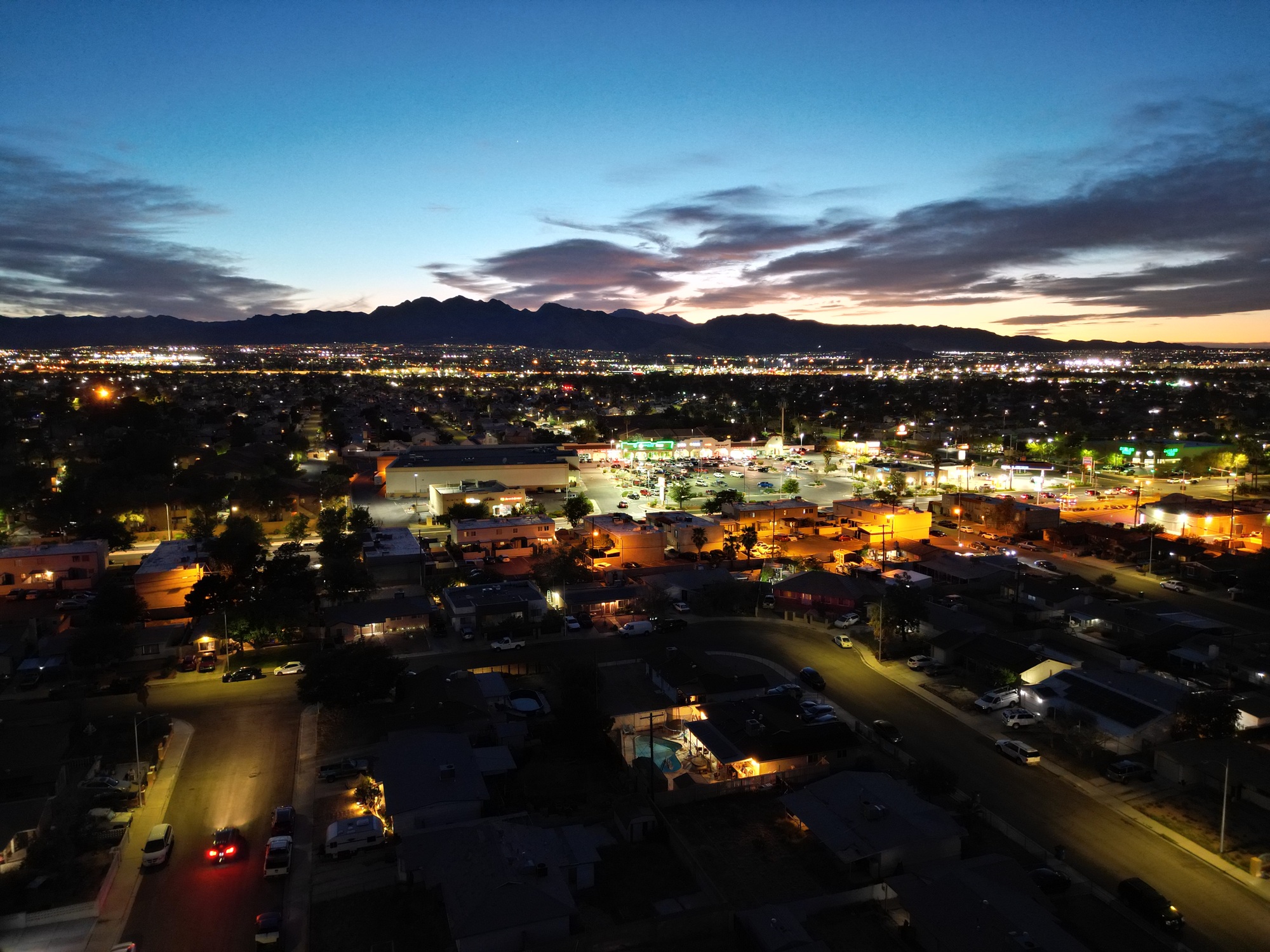 slide13 Las Vegas neighborhood at night